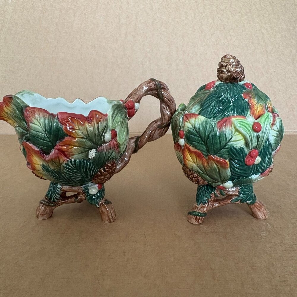 Fitz & Floyd Christmas Lodge Holly Pinecone Sugar Creamer